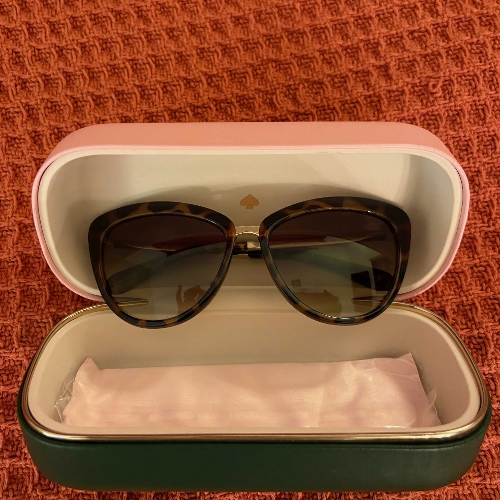 KATE SPADE Tortoiseshell Sunglasses, Oversized Modified Cat’s Eye Shape, NIB